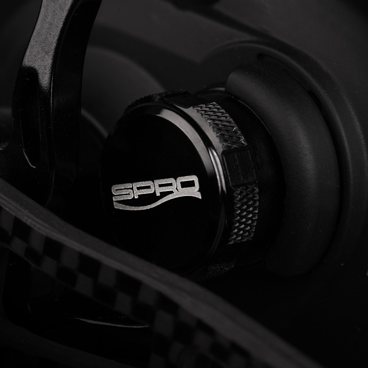 Spro JC Elite MG Extra High Gear - Orange Knob Cap