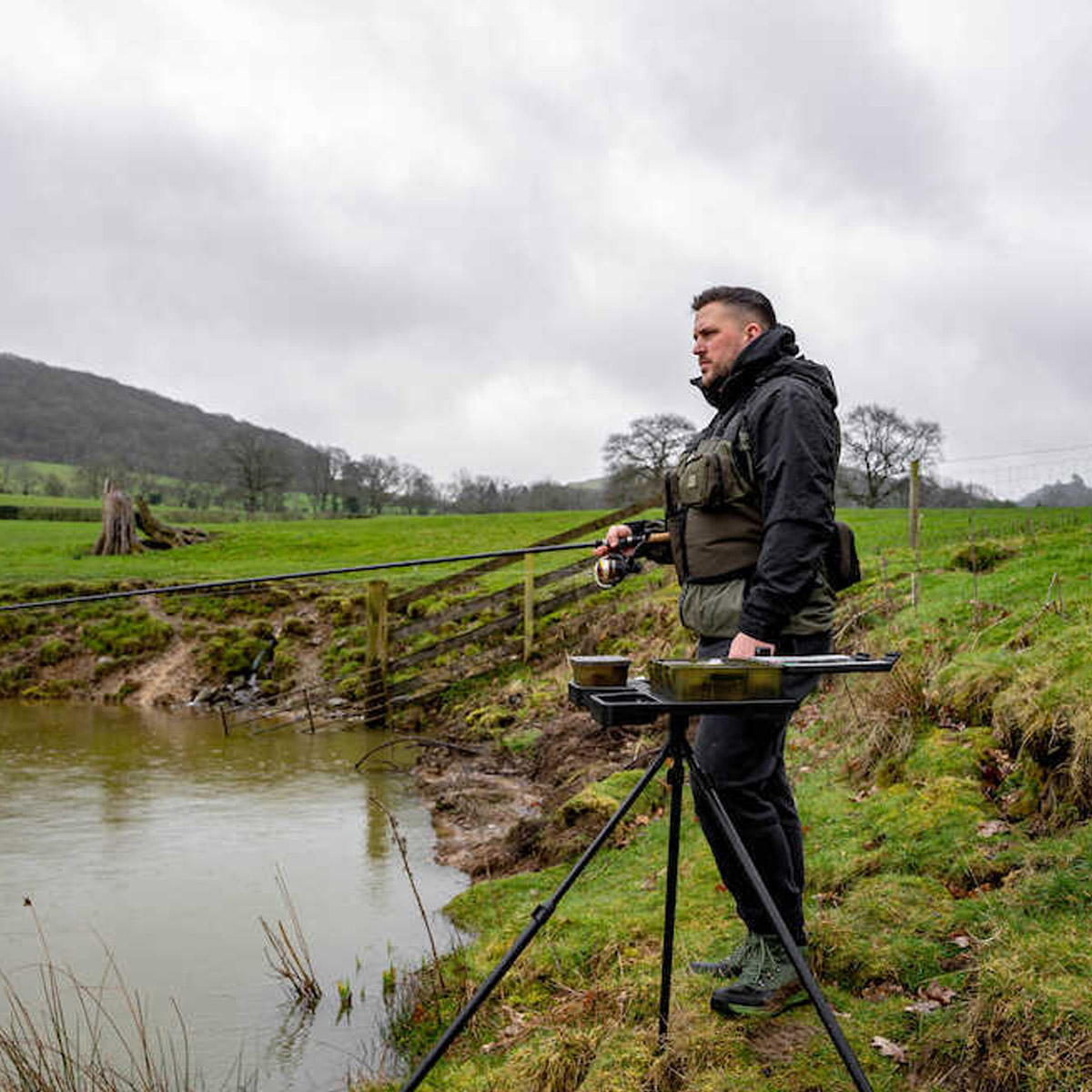 Korum Allrounder Tray & Tripod Adaptor