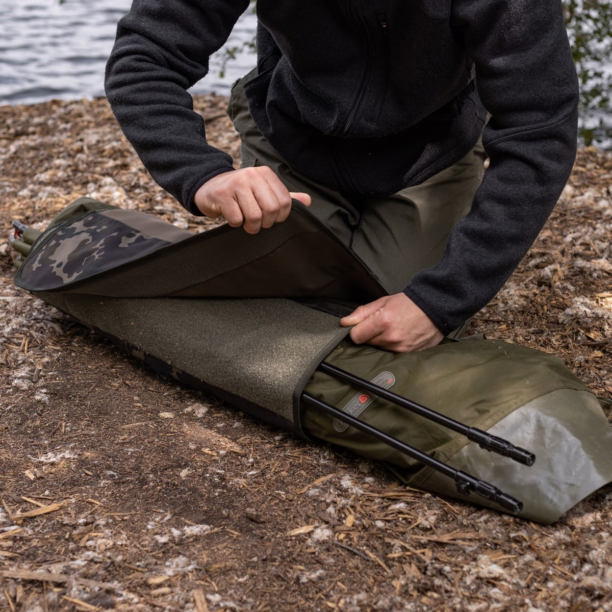 Korda Compac Bivvy Wrap Dark Kamo