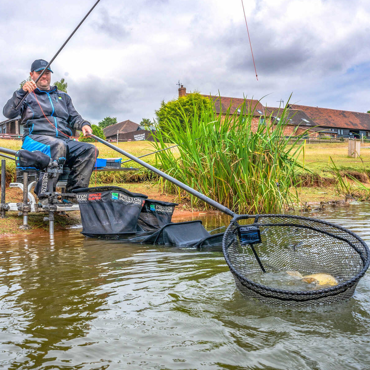 Preston Innovations Carbon Match Landing Net