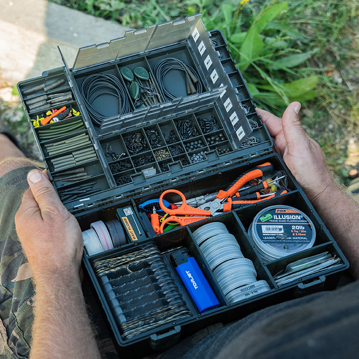 Fox Edges Medium Tackle Box > Fox