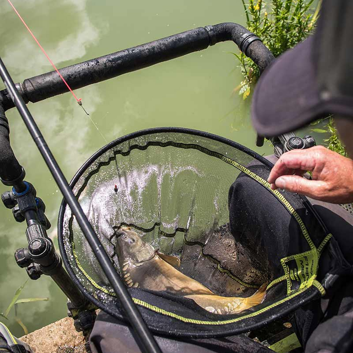 Matrix Fine Mesh Landing Net