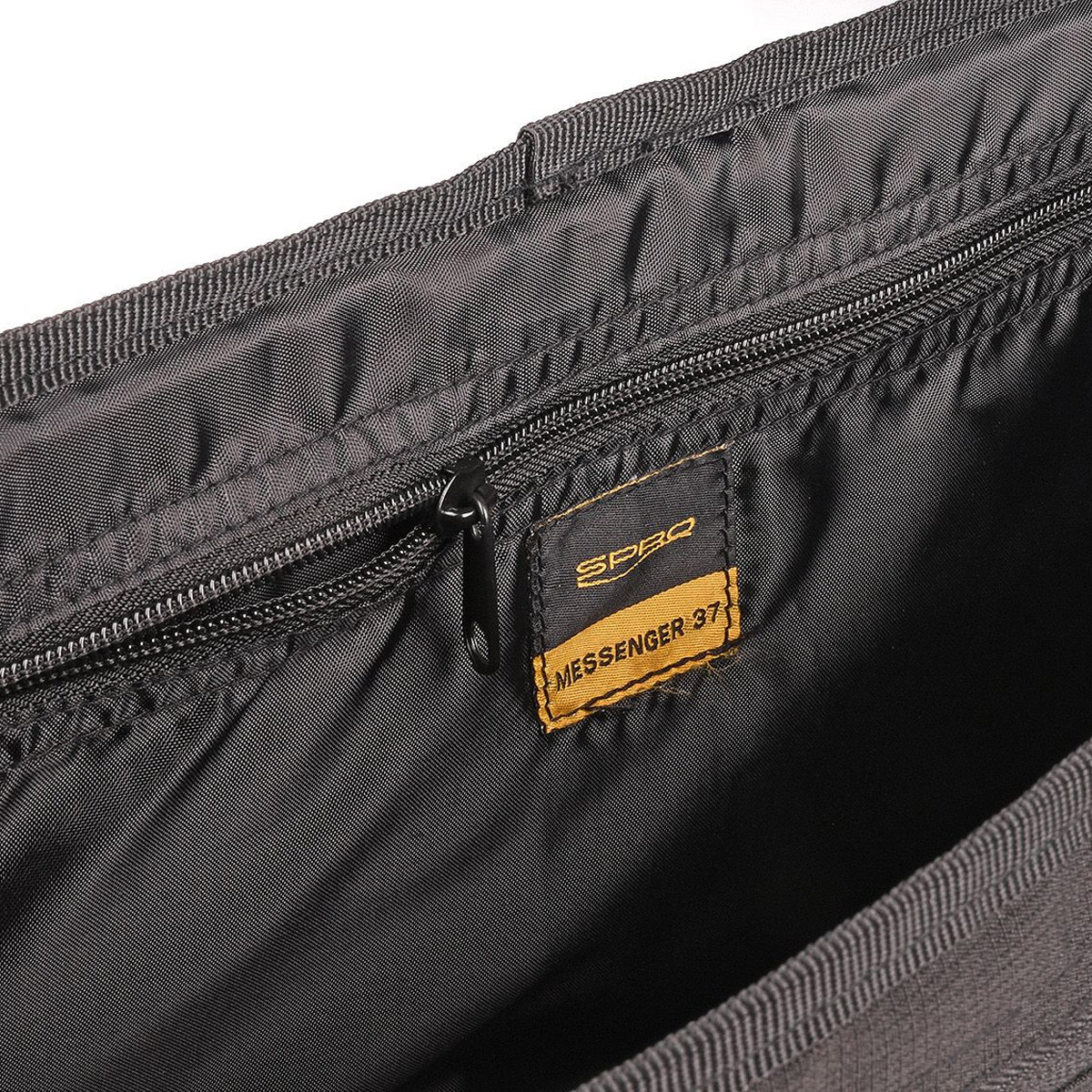 Spro Messenger Bag 37