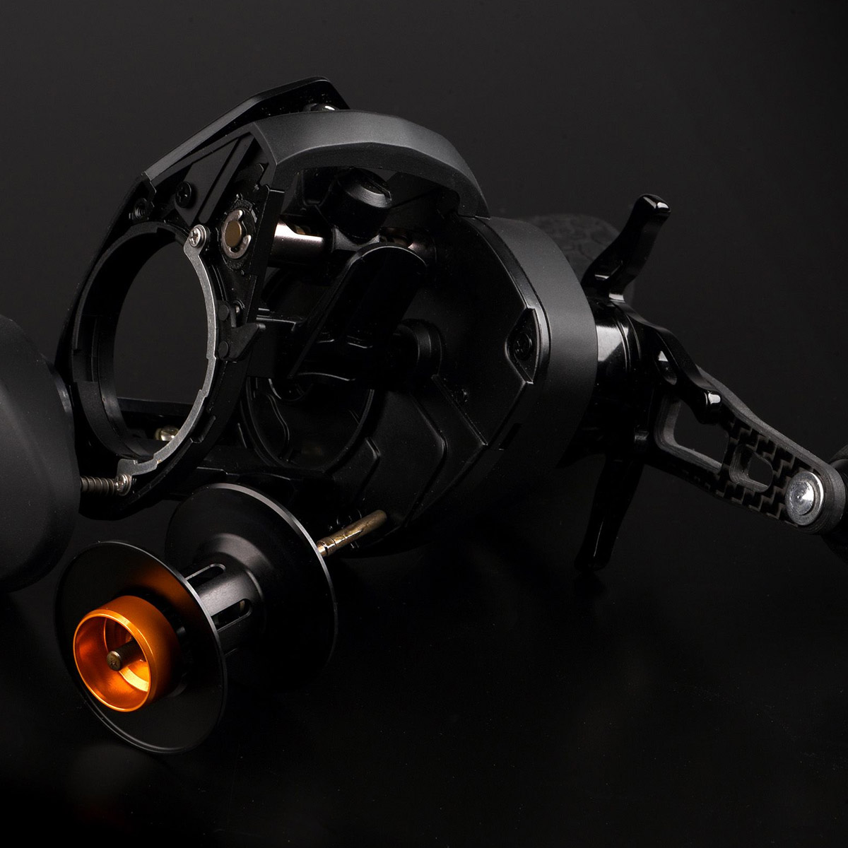 Spro JC Elite MG Extra High Gear - Orange Knob Cap