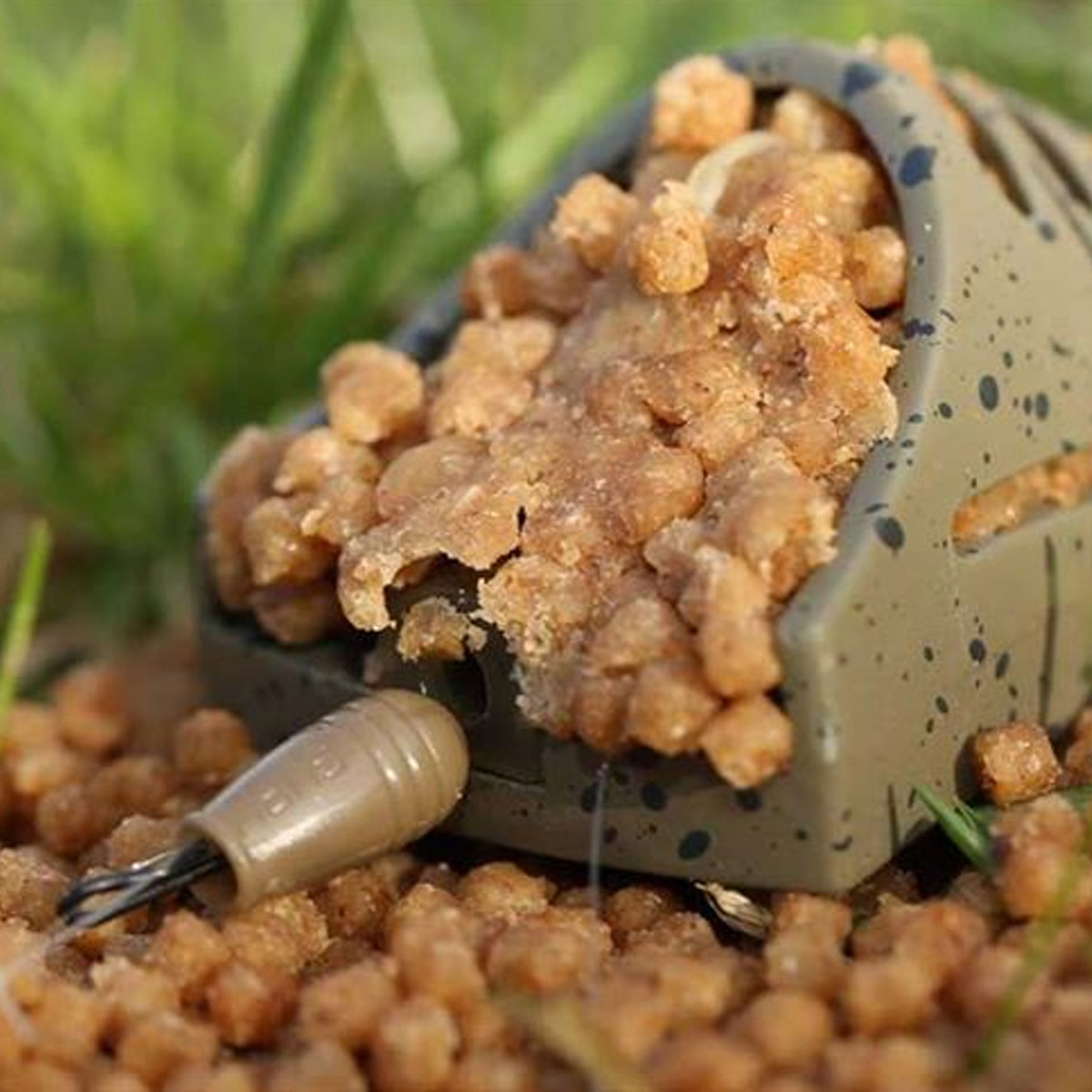 Guru Hybrid Pellet Feeder Inline